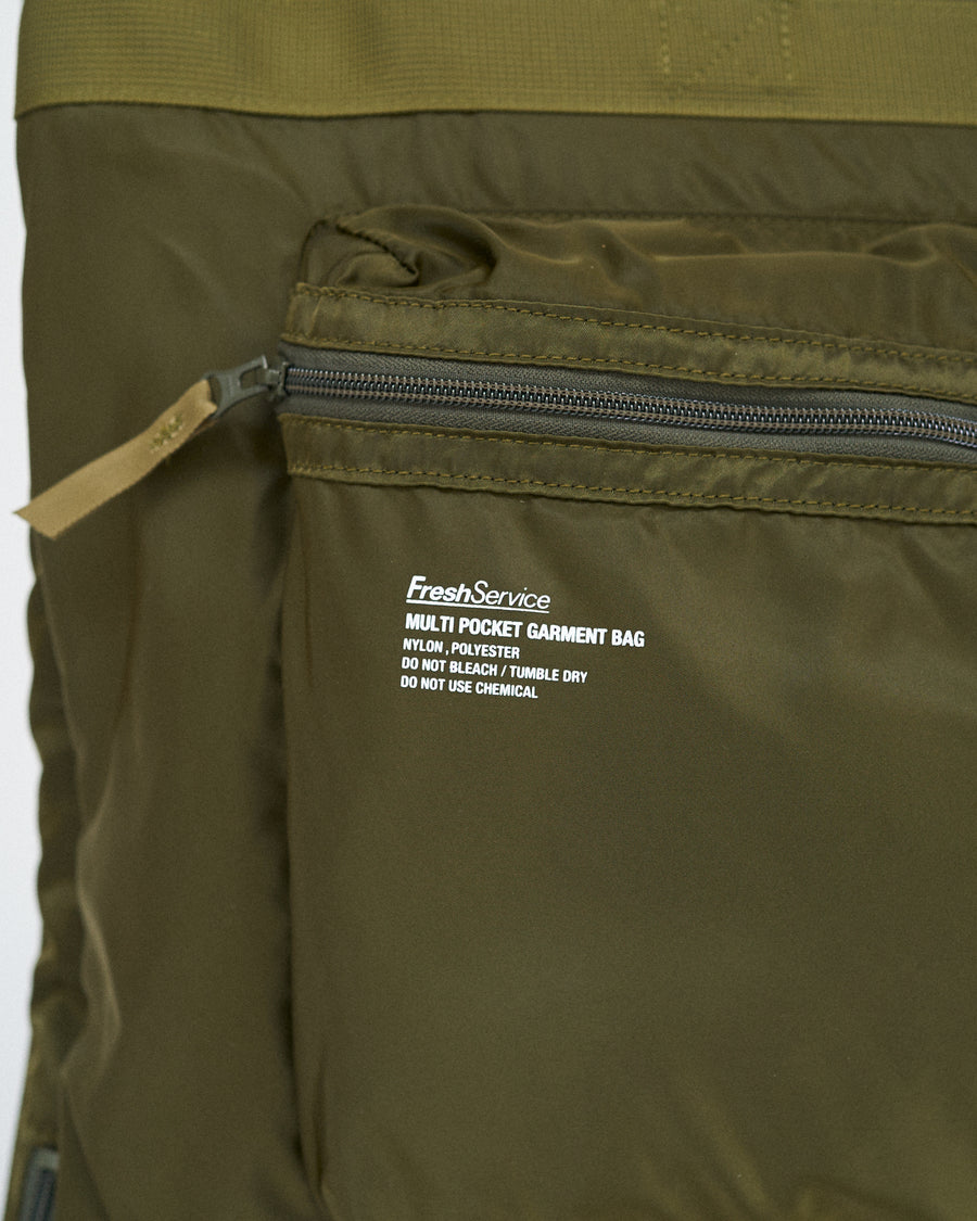 MULTI POCKET GARMENT BAG