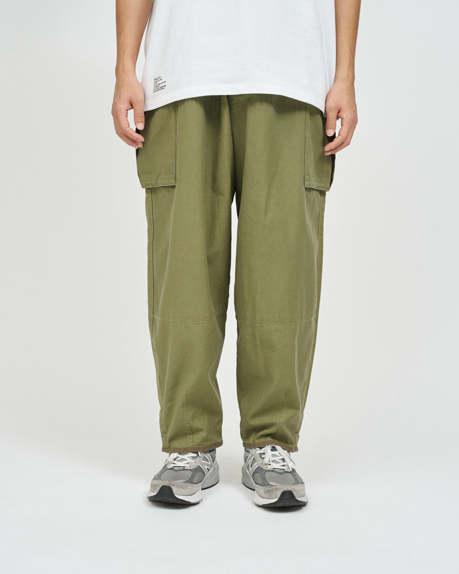 BACK SATEEN MOUNTAIN CARGO PANTS